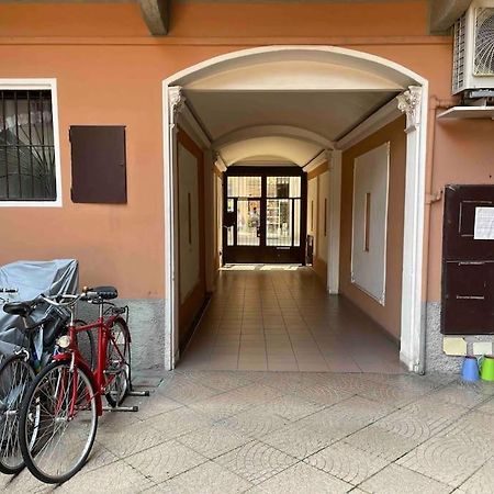 Corte Del 6 - Cozy Modern Flat B มิลาน ภายนอก รูปภาพ