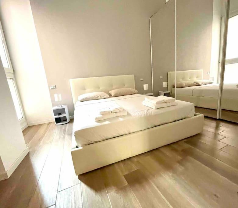 Corte Del 6 - Cozy Modern Flat B มิลาน ภายนอก รูปภาพ